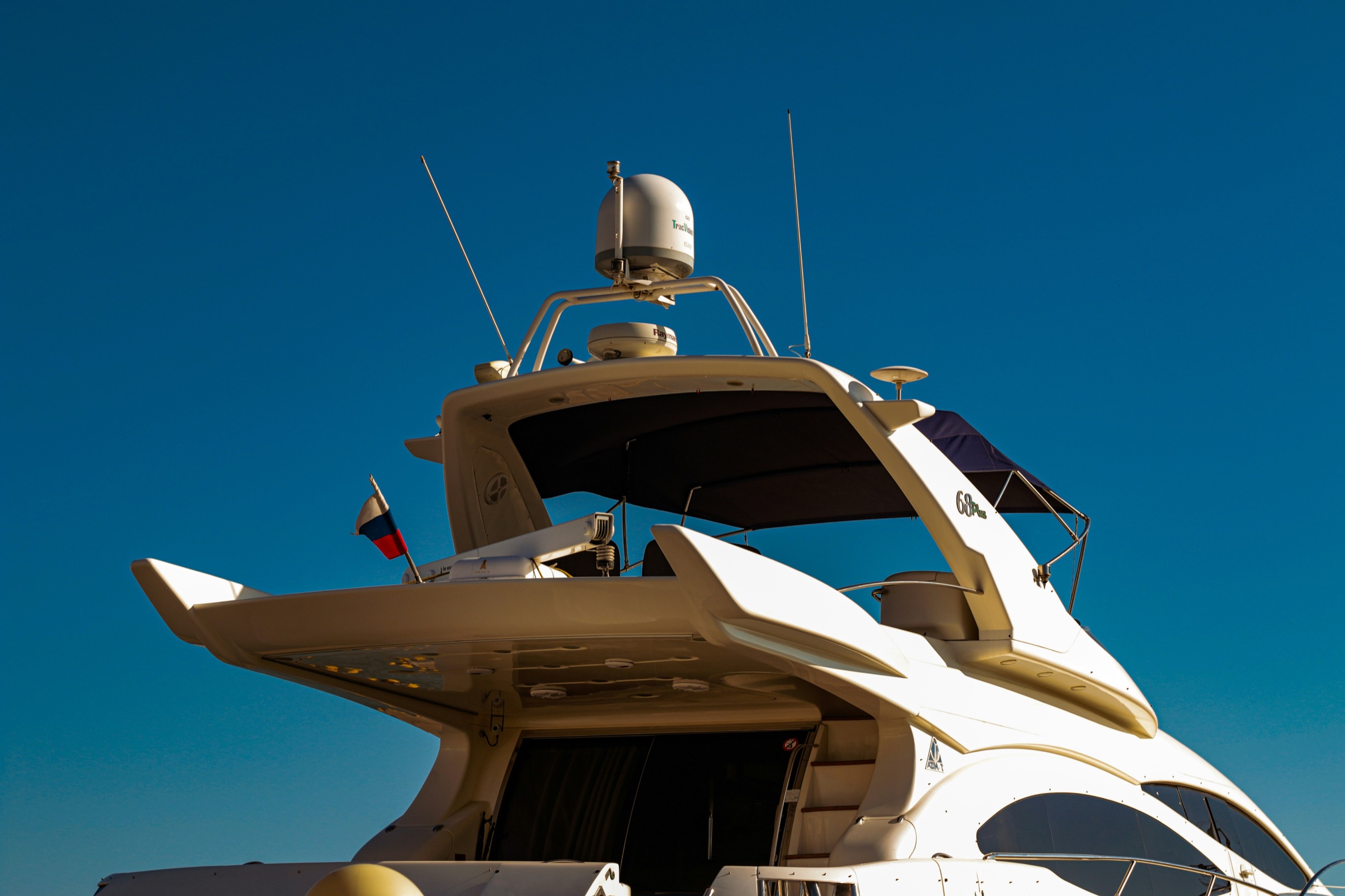 Lotus Marine bakımındaki yat