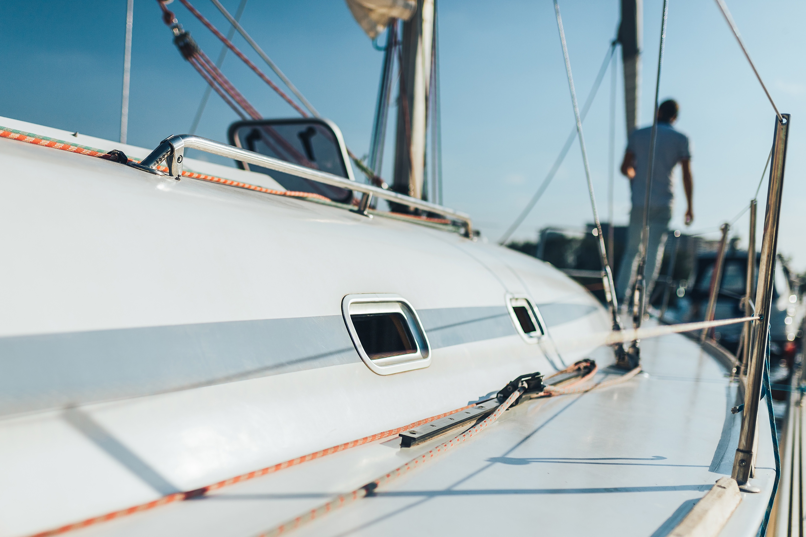 Lotus Marine tarafından bakımı yapılan bir yelkenli